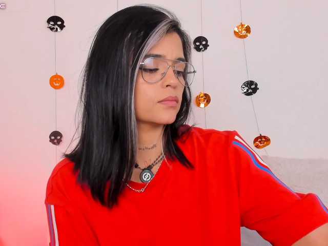 IvonneDuarte live cam on BongaCams