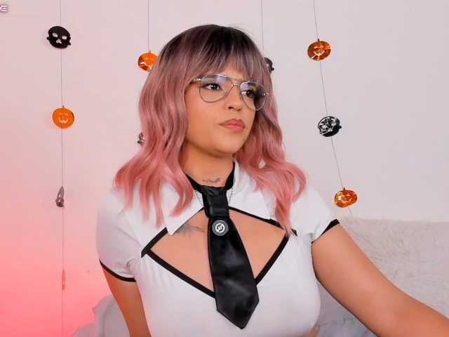 IvonneDuarte live cam on BongaCams
