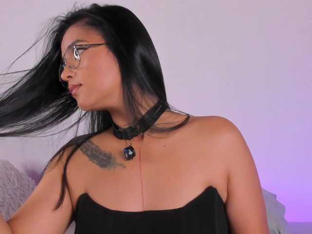 IvonneDuarte live cam on BongaCams