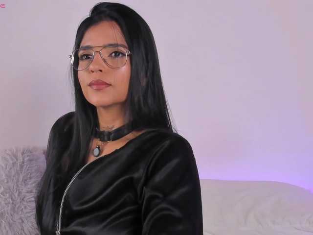 IvonneDuarte live cam on BongaCams