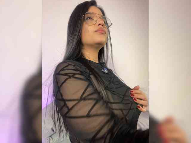 IvonneDuarte webcam