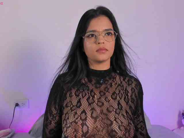 IvonneDuarte webcam