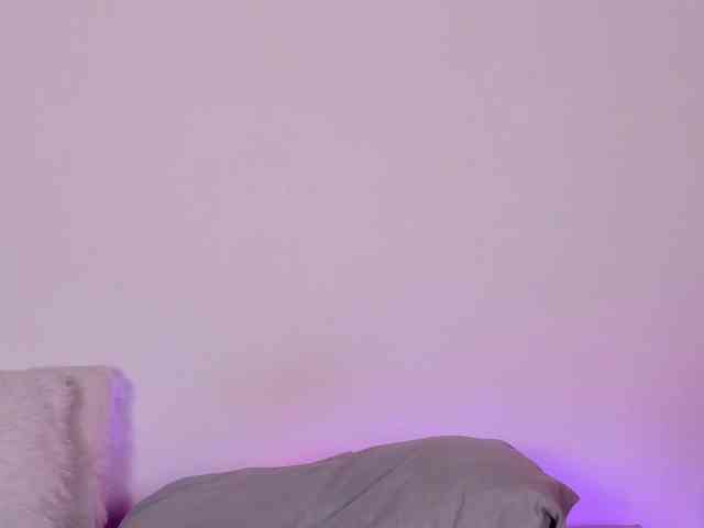 IvonneDuarte webcam