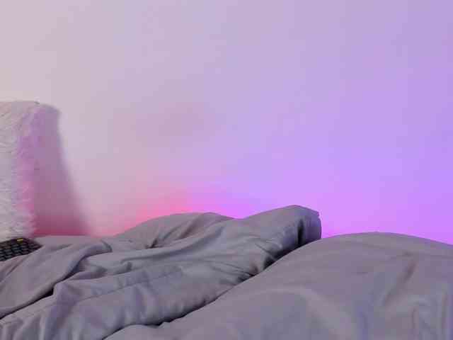 IvonneDuarte webcam