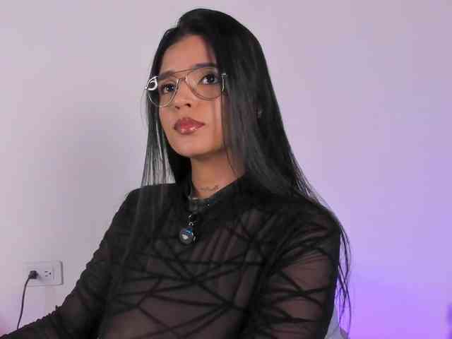 IvonneDuarte webcam