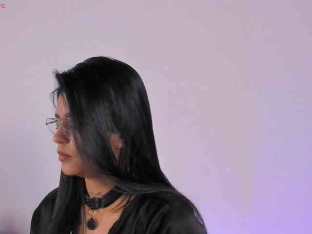 IvonneDuarte webcam