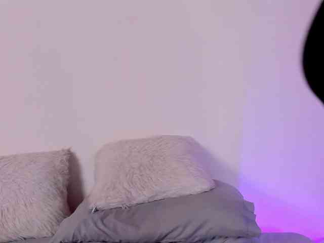 IvonneDuarte webcam