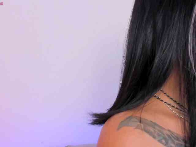 IvonneDuarte webcam