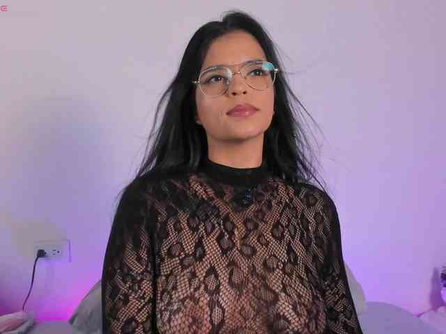 IvonneDuarte webcam