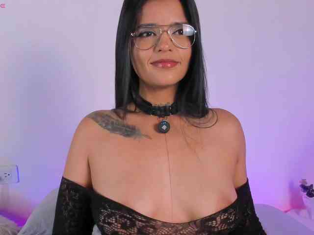 IvonneDuarte webcam