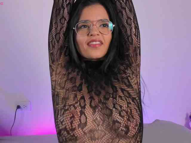IvonneDuarte webcam