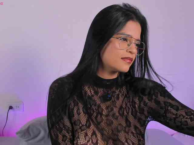 IvonneDuarte webcam