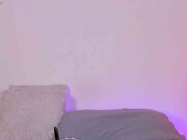 IvonneDuarte webcam