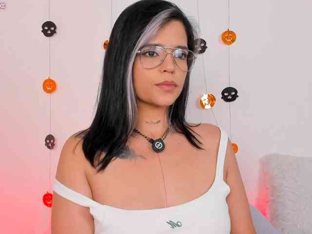IvonneDuarte webcam