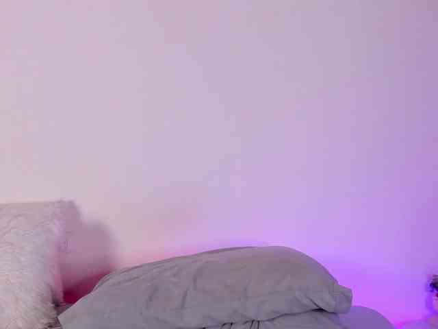 IvonneDuarte webcam