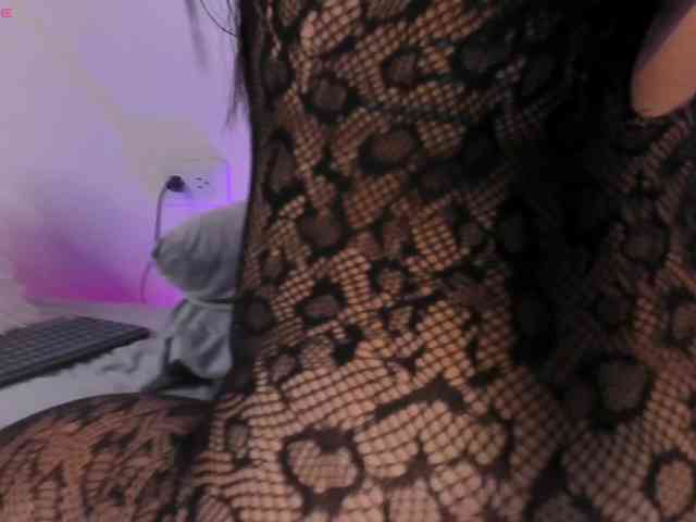 IvonneDuarte webcam