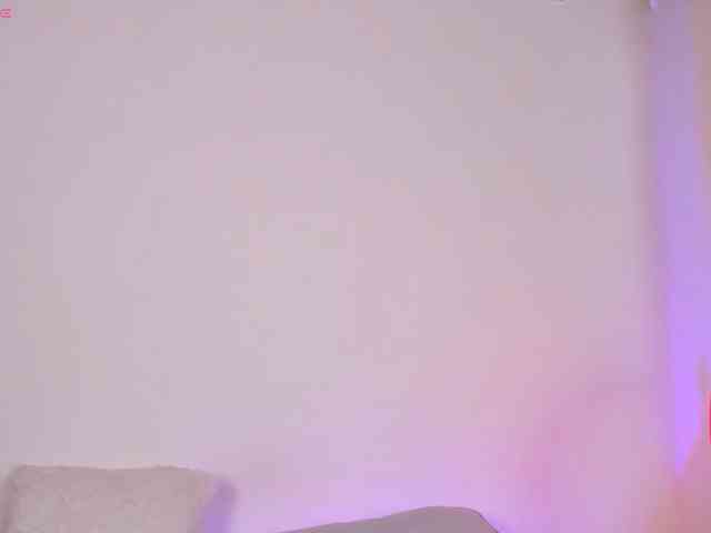 IvonneDuarte webcam