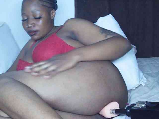 Queenmama webcam