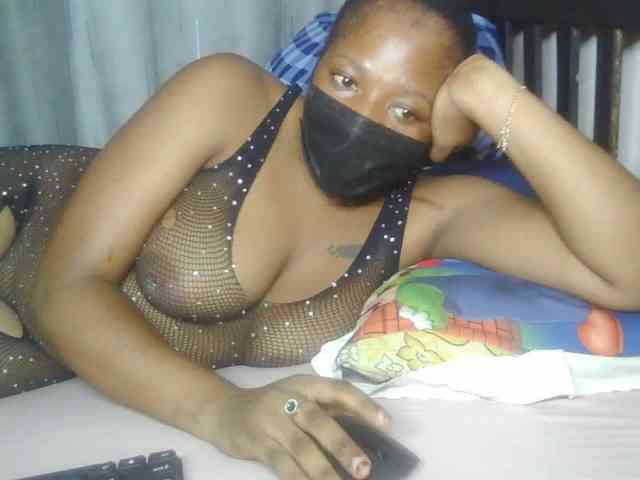 Queenmama webcam