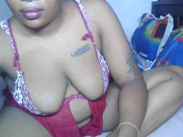 Queenmama webcam