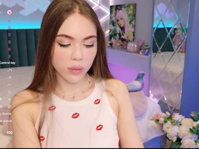 MimiFors live cam on BongaCams