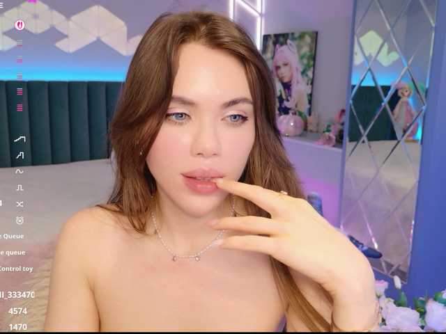 MimiFors live cam on BongaCams