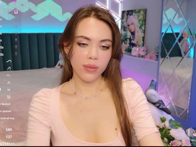 MimiFors live cam on BongaCams
