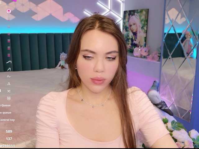MimiFors live cam on BongaCams