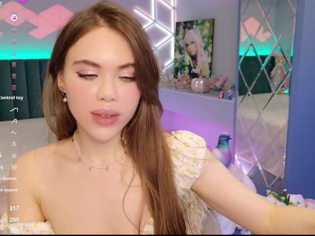 MimiFors live cam on BongaCams