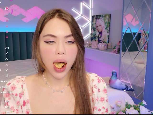 MimiFors live cam on BongaCams