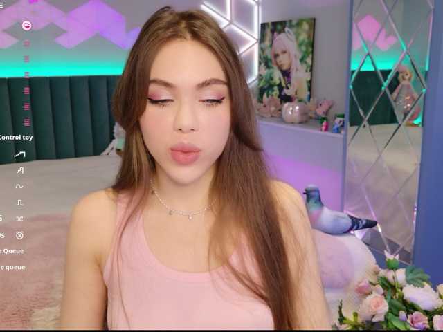 MimiFors live cam on BongaCams