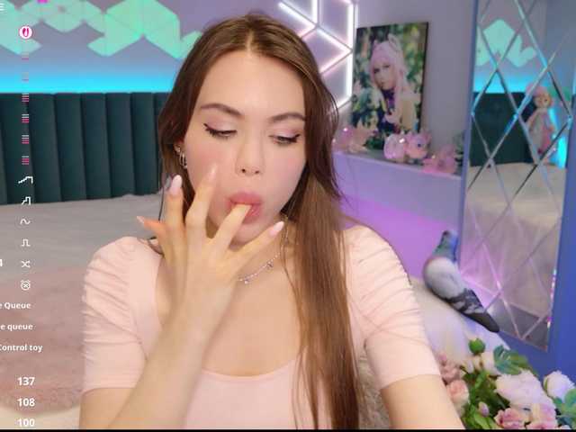 MimiFors live cam on BongaCams
