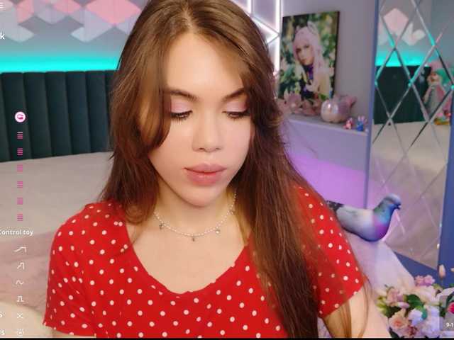 MimiFors live cam on BongaCams