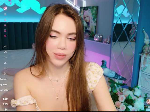 MimiFors live cam on BongaCams