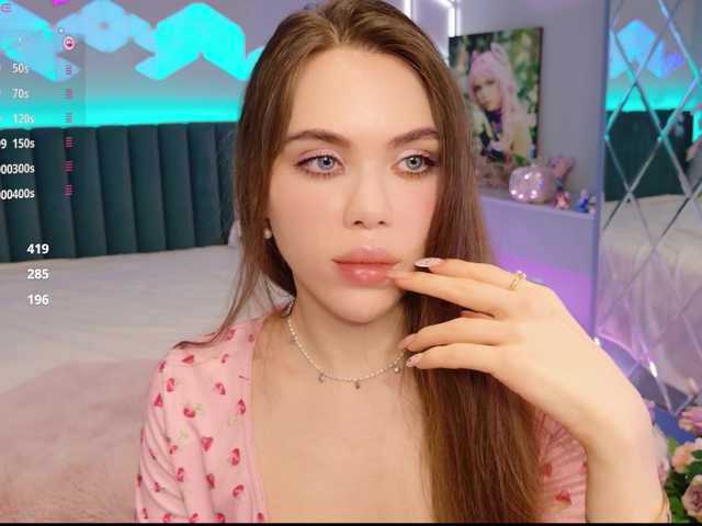 MimiFors live cam on BongaCams