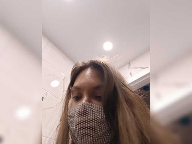 MimiFors live cam on BongaCams