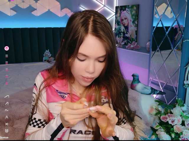 MimiFors live cam preview