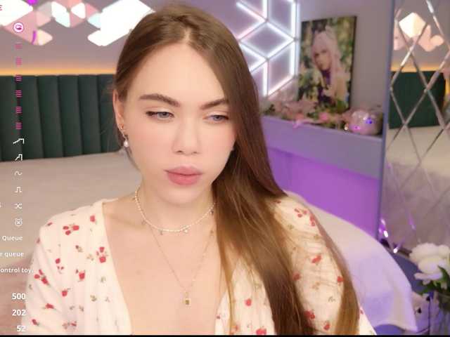 MimiForce's BongaCams show and profile