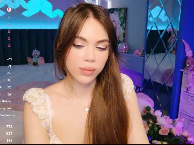 MimiFors live cam on BongaCams