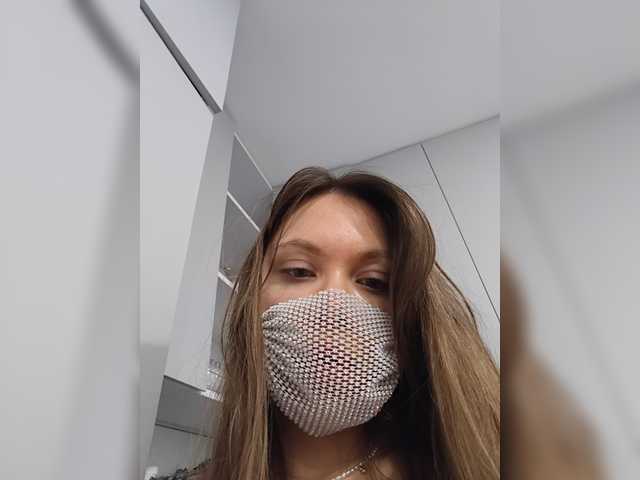 MimiFors live cam on BongaCams