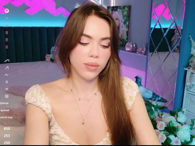 MimiFors live cam on BongaCams