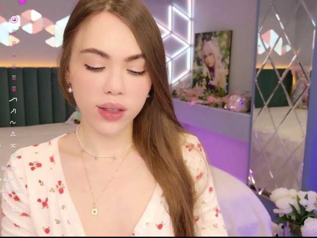 MimiForce's BongaCams show and profile