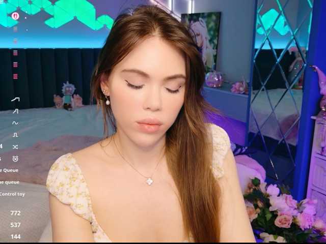 MimiFors live cam on BongaCams