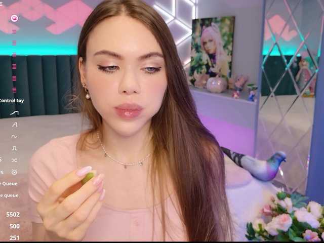 MimiFors live cam on BongaCams