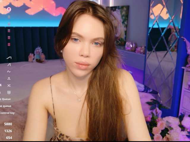 MimiFors live cam on BongaCams