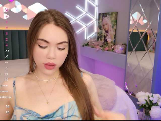 MimiForce's BongaCams show and profile