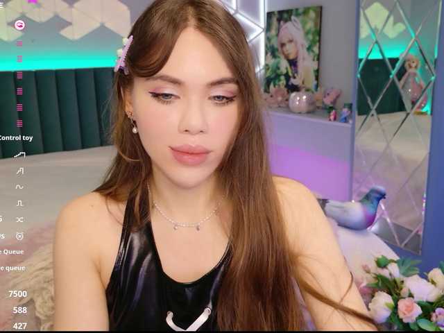 MimiFors live cam on BongaCams
