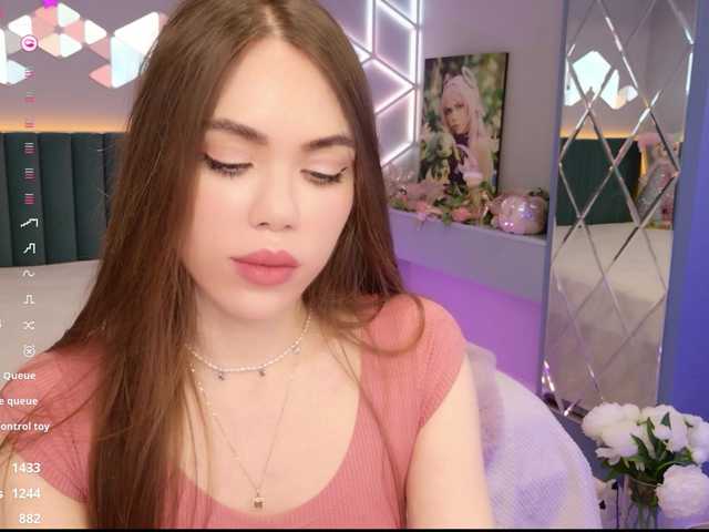 MimiForce's BongaCams show and profile