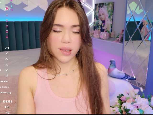 MimiFors live cam on BongaCams