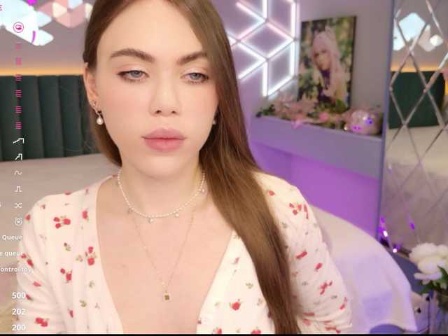 MimiForce's BongaCams show and profile